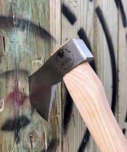 LWOOD_AXE_THROWING3.jpg